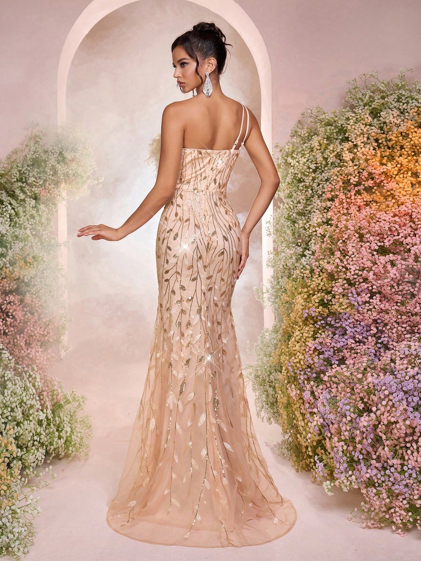 Elegant Luxurious Embroidery Sequined Ruffle Slit Fishtail Skirt, Suitable for Wedding, Party, Clubbing, Vacation, Banquet Formal Dress (Heavy Embellishment, Feather)