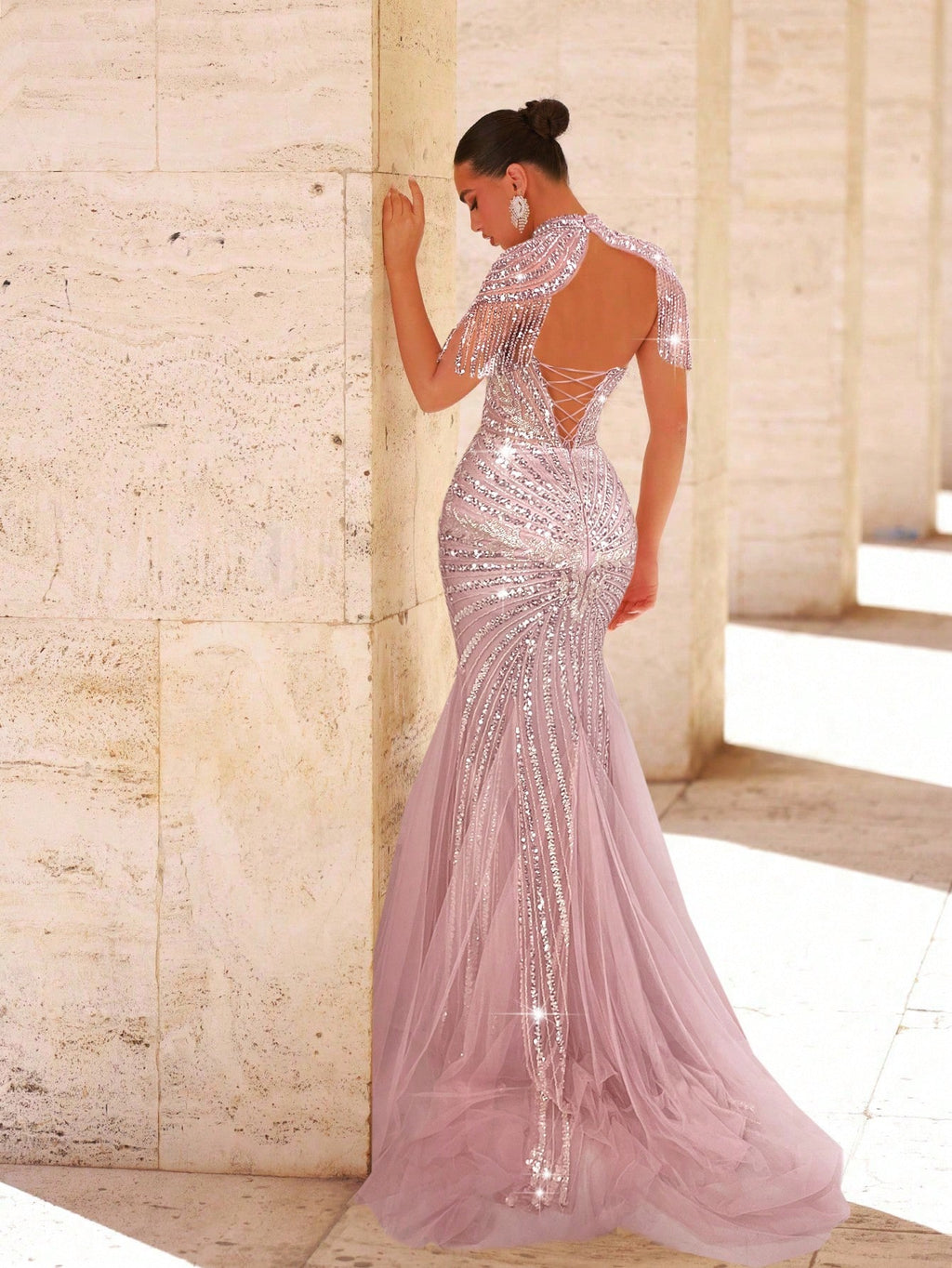 Elegant Luxury Pearl & Sequin Mesh Fishtail Dress with Fringed Sleeves for Women