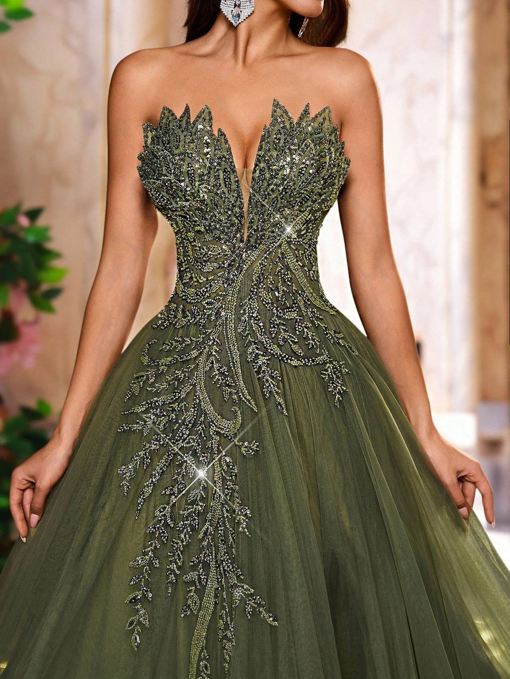 Luxury Green Beads Sequin Flower Pattern Evening Gown for Women – Adjustable Back Straps, Mesh Oversized Skirt for Weddings and Formal Events