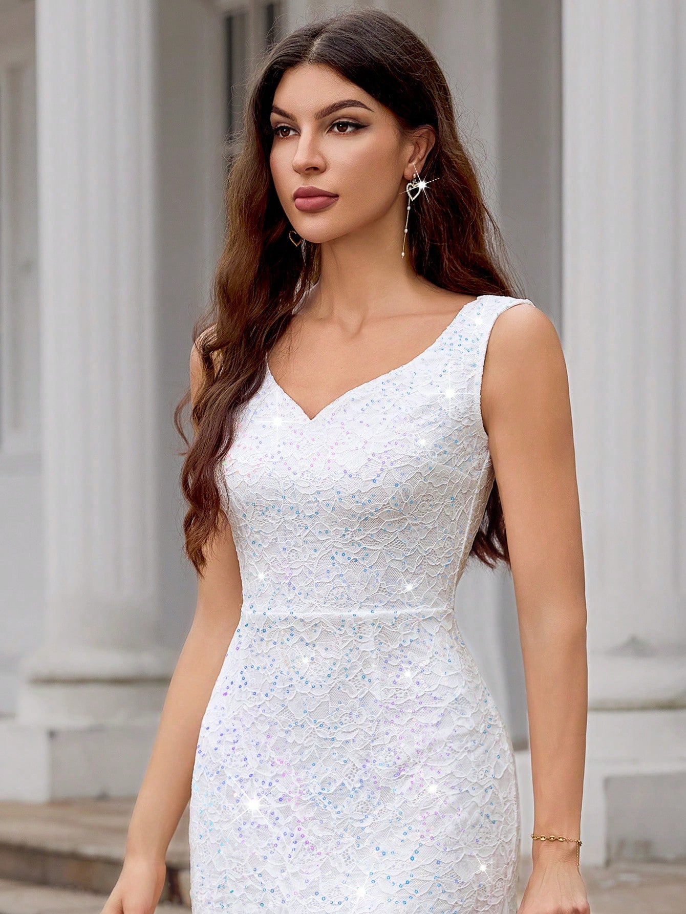 Luxury White Lace Bridal Dress for Women – Sweetheart Neckline Sequin Mesh Mermaid Hem Evening Gown with Slim Fit for Elegant Weddings