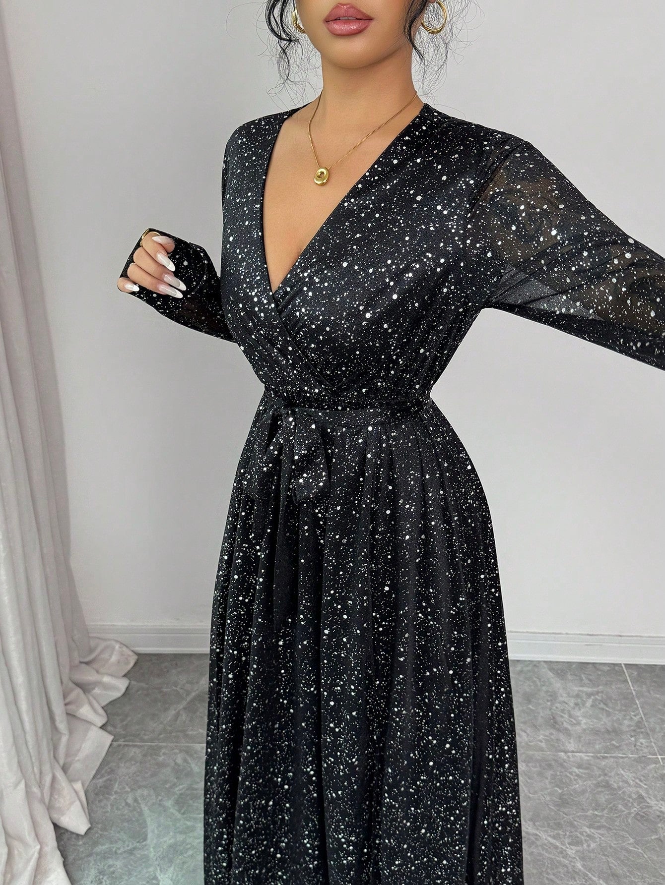 Women’s Black Sequin Embellished Long Sleeve Party Maxi Dress – Luxury Evening Gown
