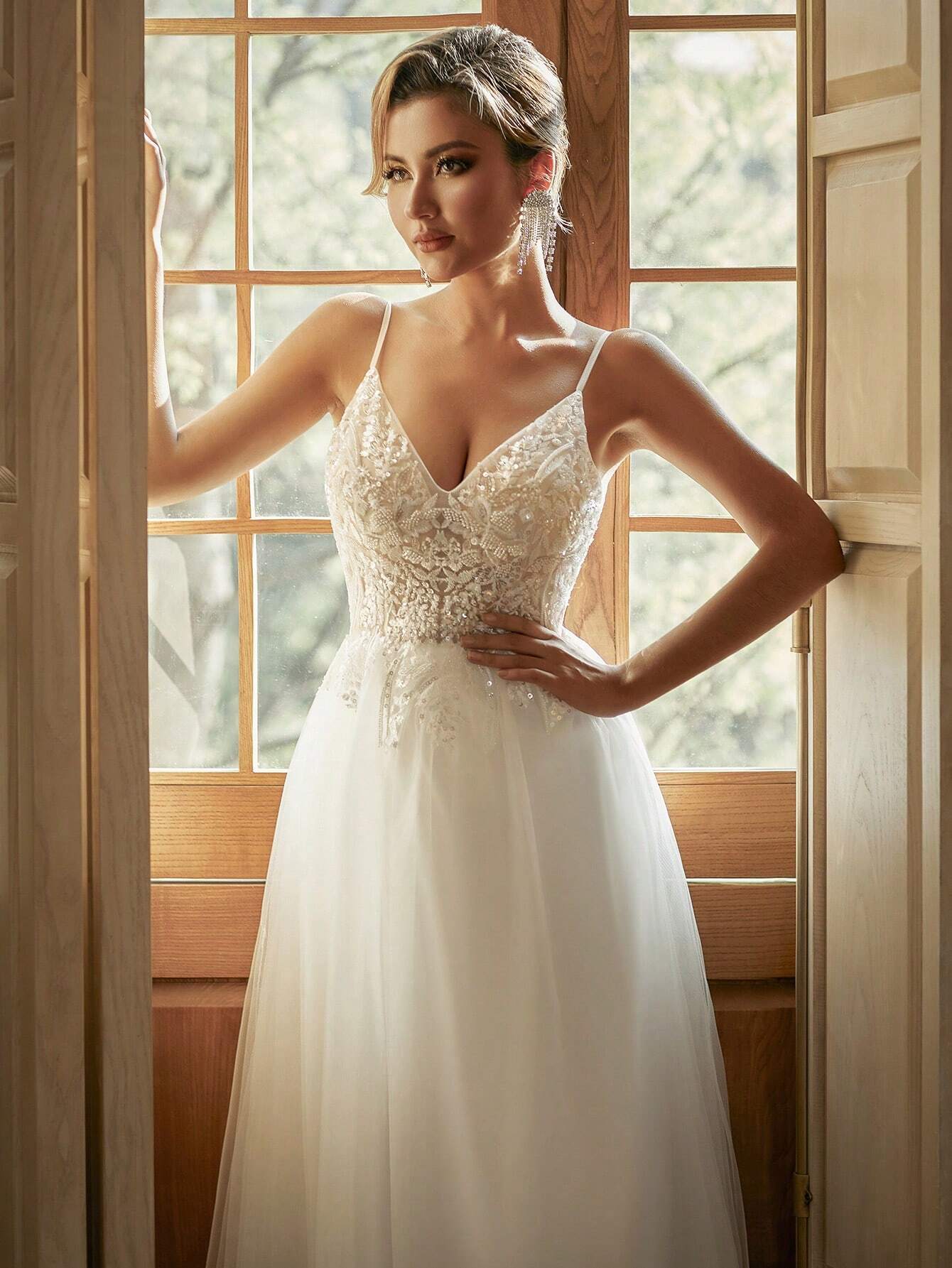 Women’s Floral Embroidered V-Neck Spaghetti Strap Mesh Wedding Dress – White Elegant Bridal Mesh Maxi Gown