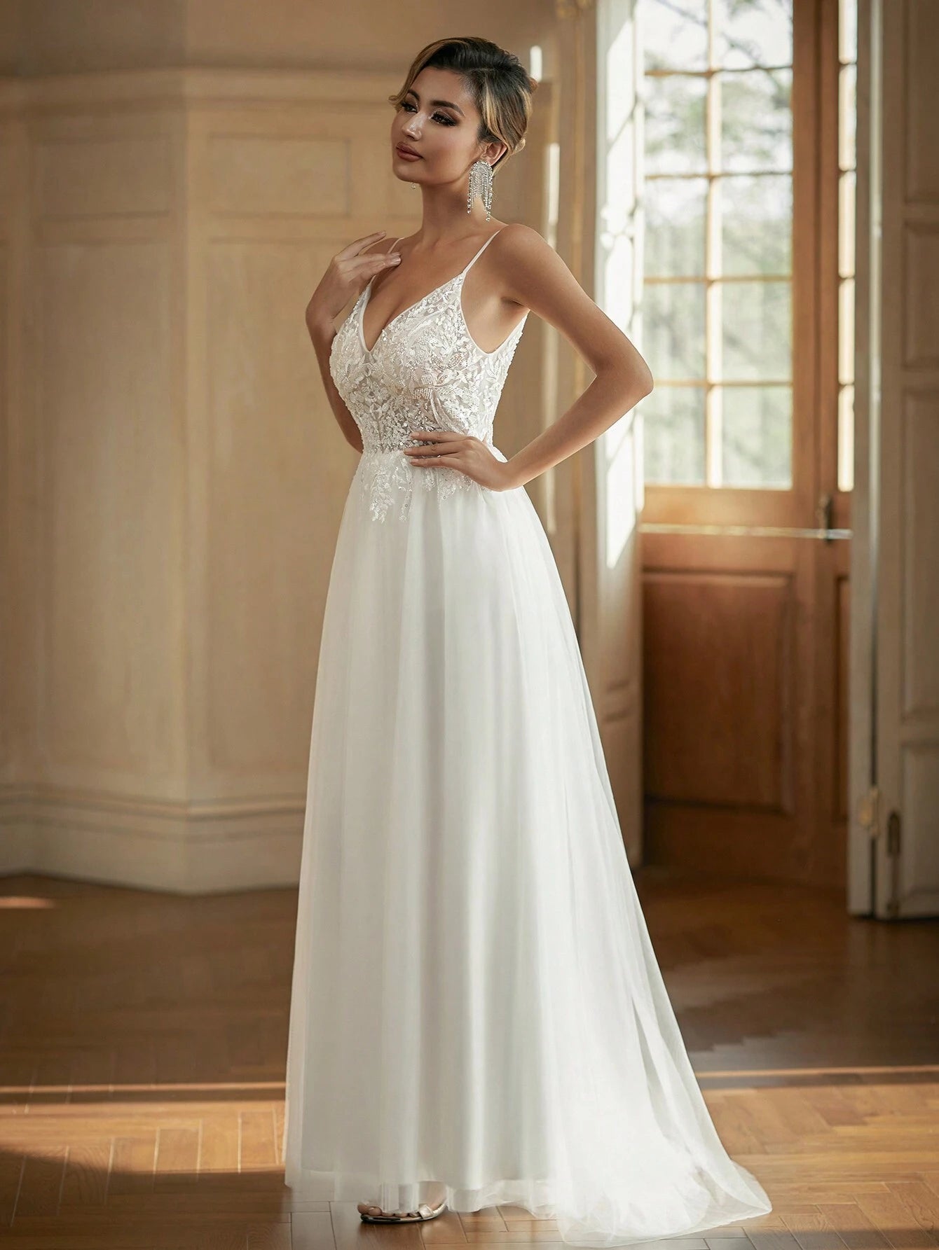 Women’s Floral Embroidered V-Neck Spaghetti Strap Mesh Wedding Dress – White Elegant Bridal Mesh Maxi Gown