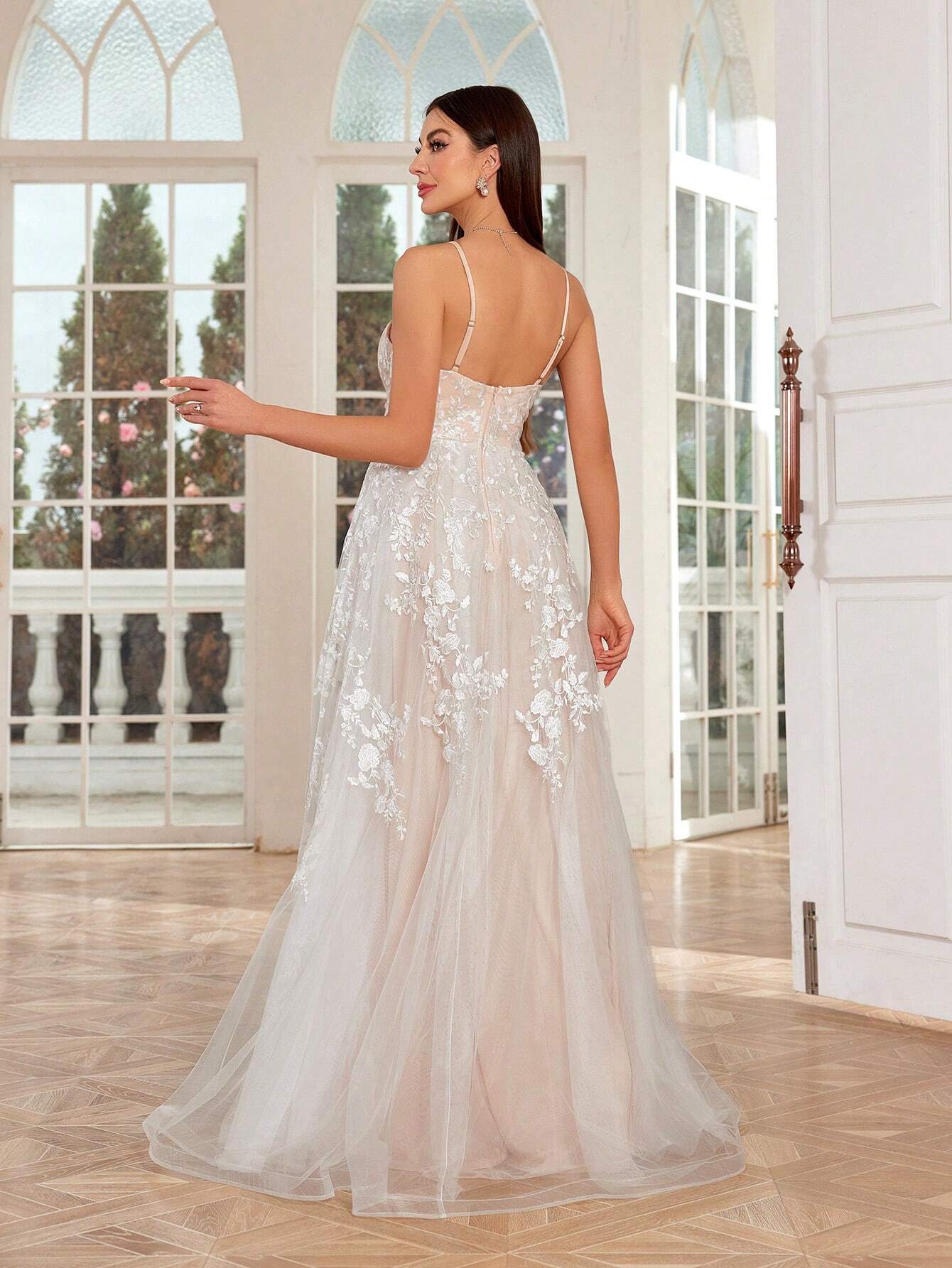 Women’s Romantic Floral Lace Spaghetti Strap White Bridal Swing Dress – Elegant Mesh A-Line Wedding Gown